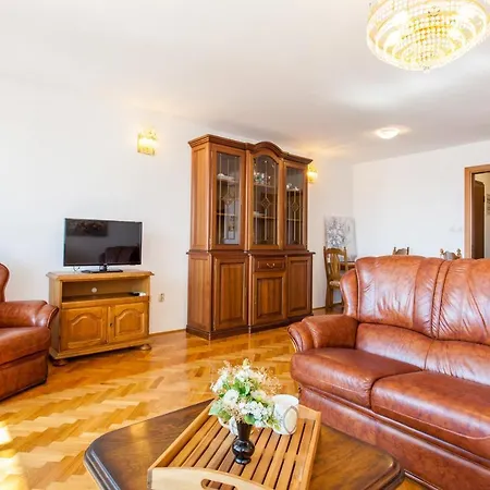 Sea View For Rent Apartment *